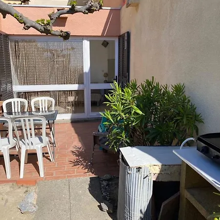 Hotel Port Leucate, 2 Pieces, 4 Personnes - Fr-1-81-459 *